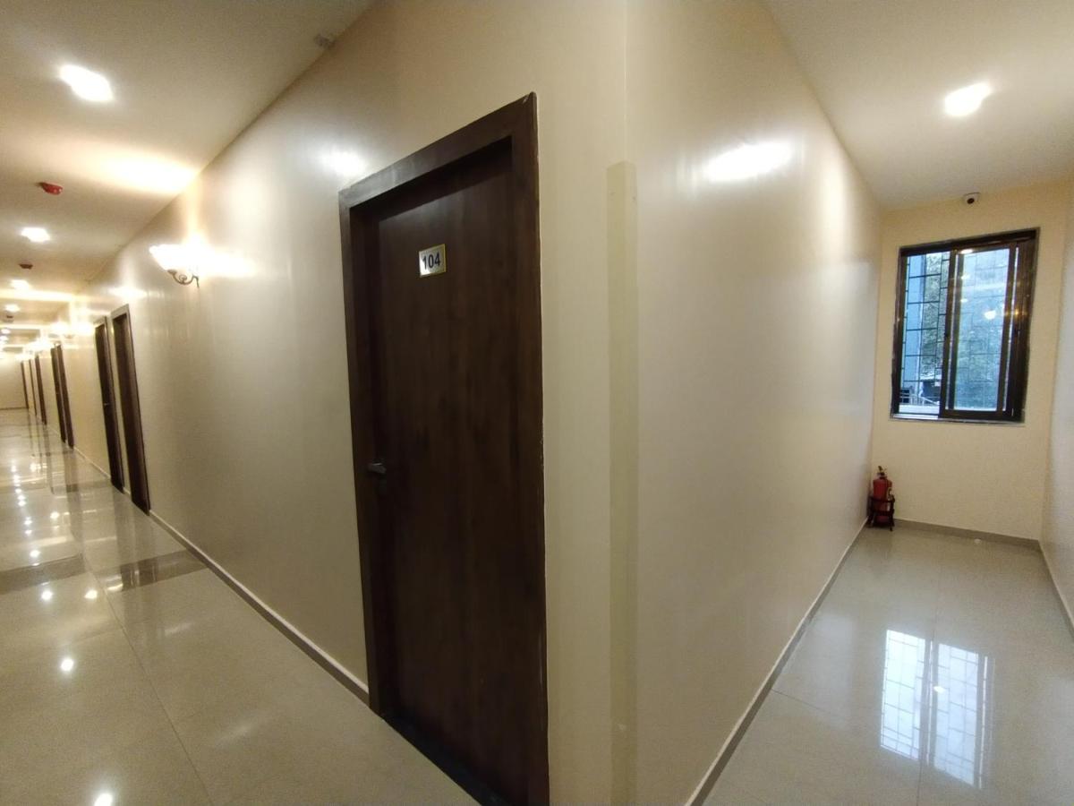 Hotel Ocean Suites Bombay Eksteriør billede