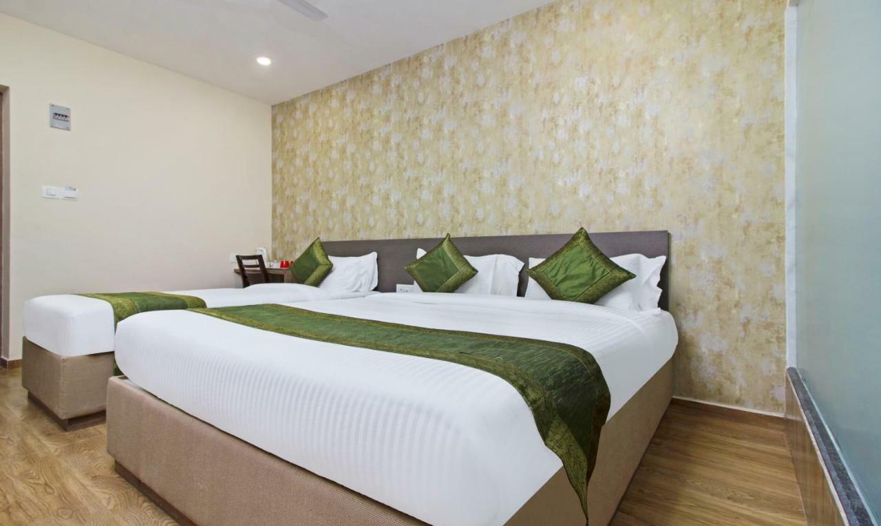 Hotel Ocean Suites Bombay Eksteriør billede