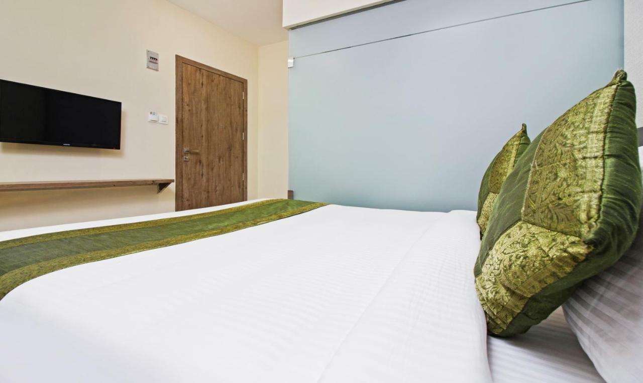 Hotel Ocean Suites Bombay Eksteriør billede
