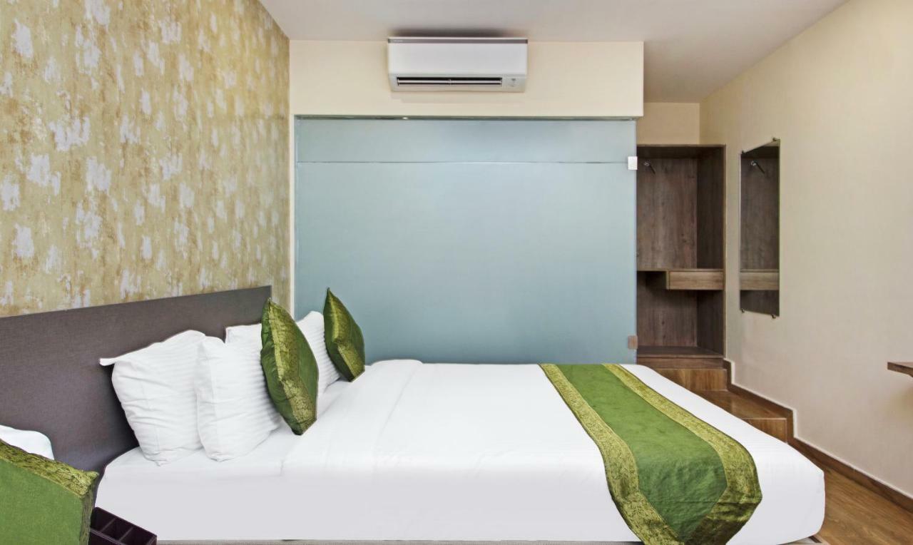 Hotel Ocean Suites Bombay Eksteriør billede