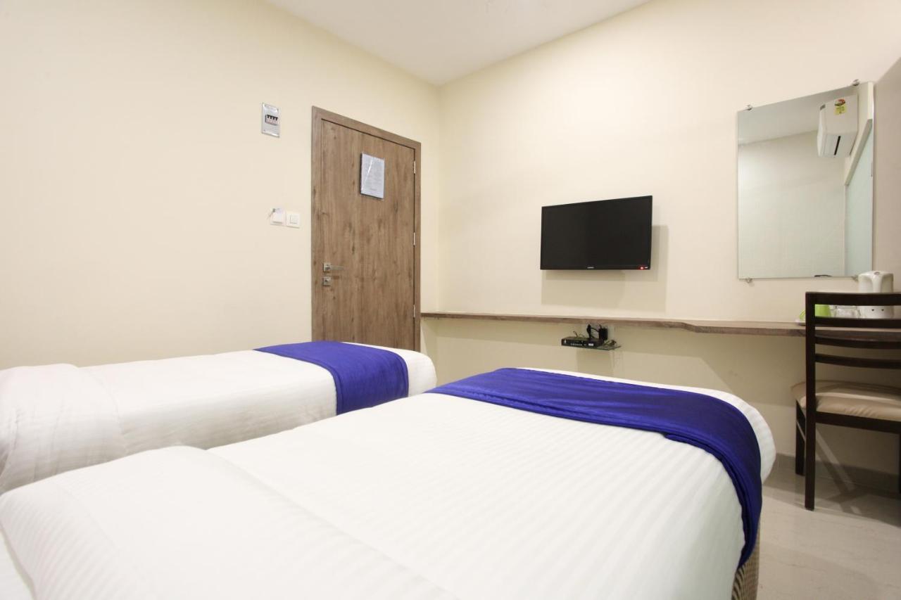 Hotel Ocean Suites Bombay Eksteriør billede
