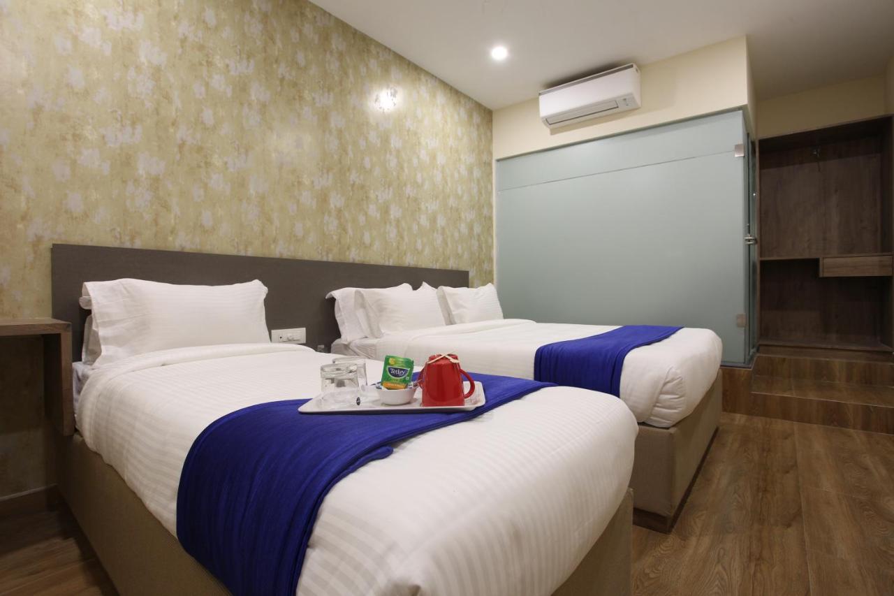 Hotel Ocean Suites Bombay Eksteriør billede