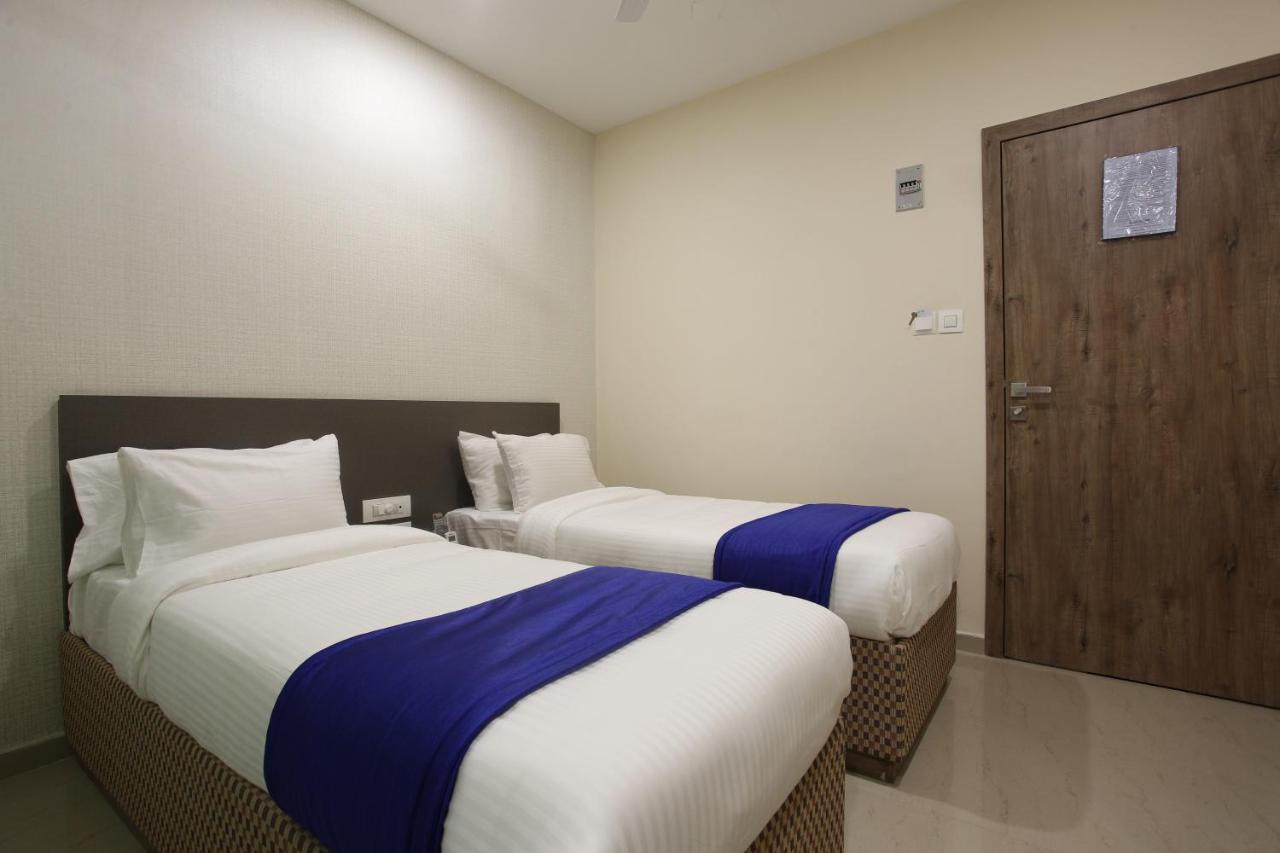Hotel Ocean Suites Bombay Eksteriør billede
