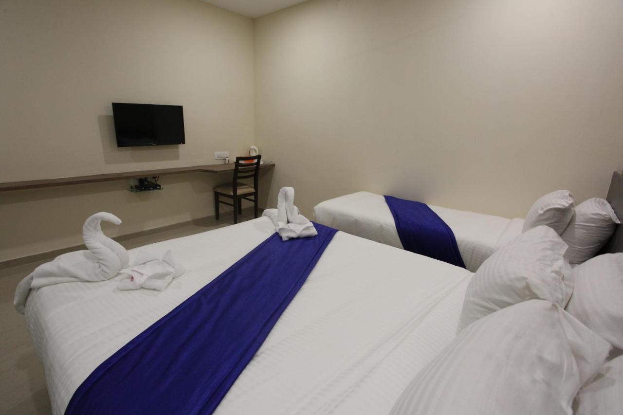 Hotel Ocean Suites Bombay Eksteriør billede