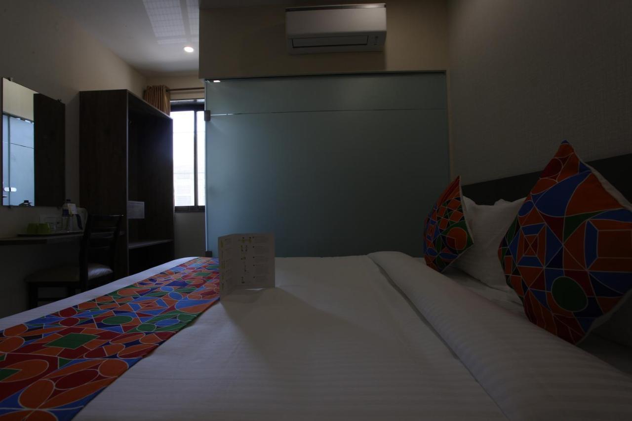 Hotel Ocean Suites Bombay Eksteriør billede