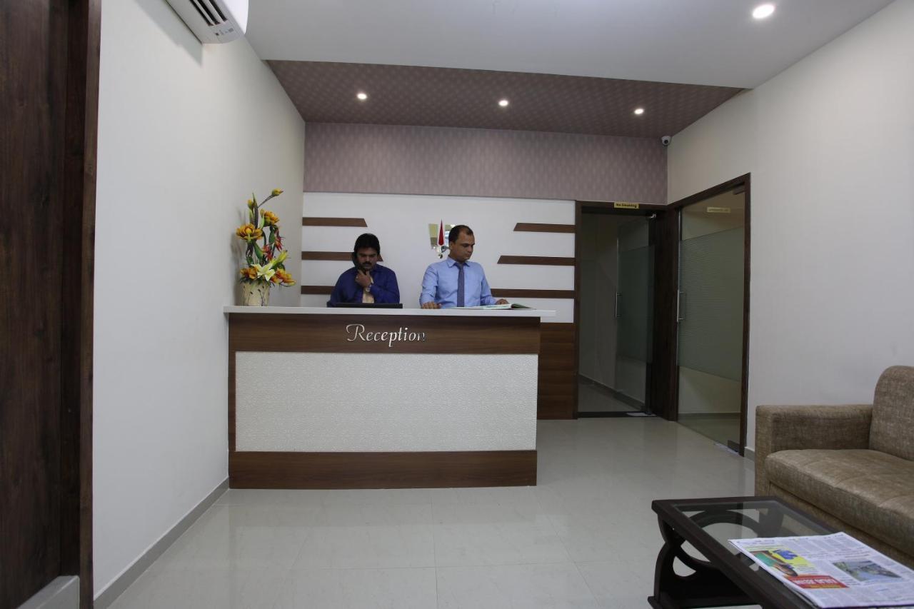 Hotel Ocean Suites Bombay Eksteriør billede