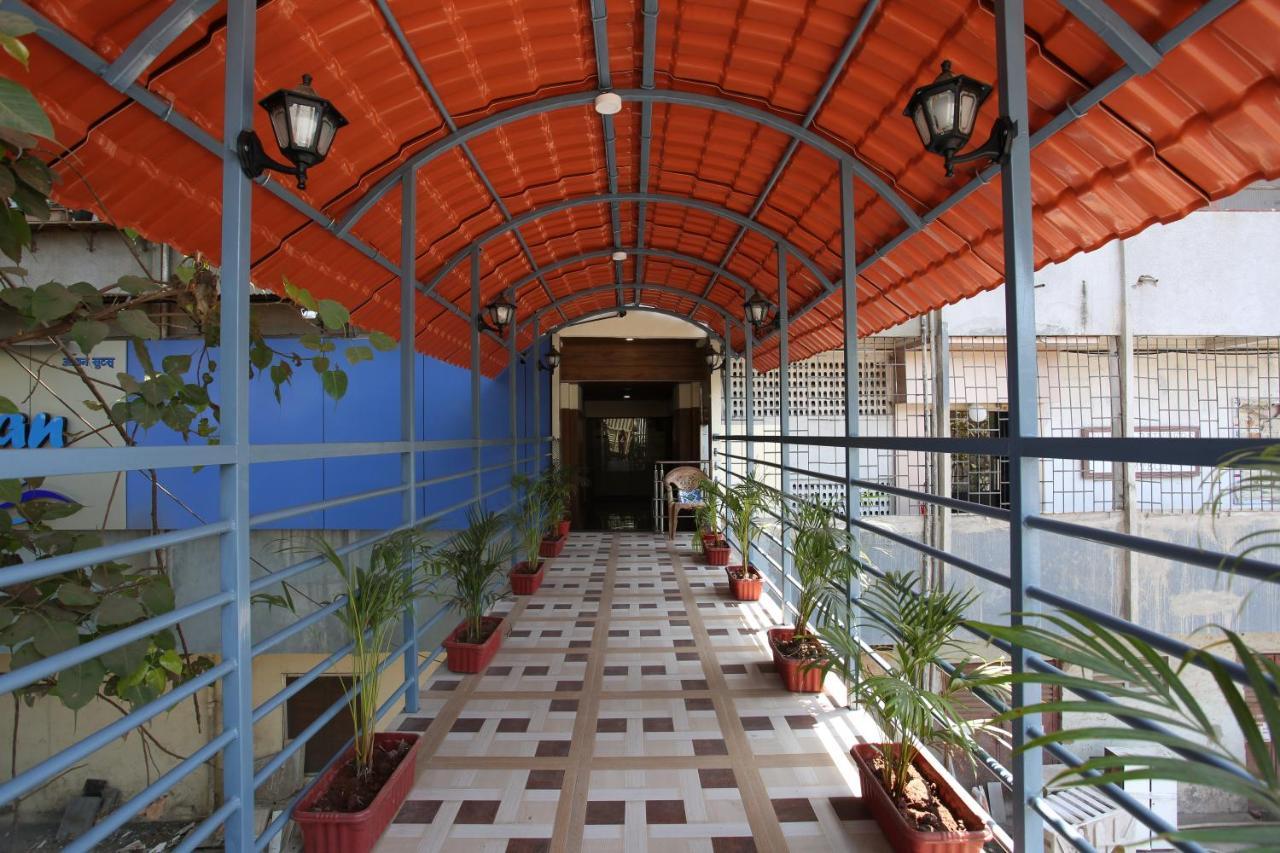 Hotel Ocean Suites Bombay Eksteriør billede